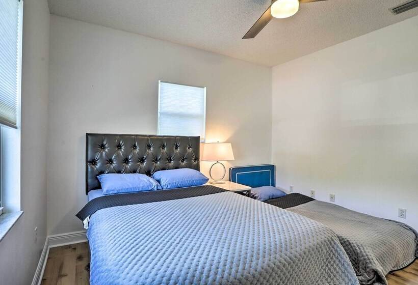 Modern Clearwater Home W/ Deck: 9 Mi To Beach