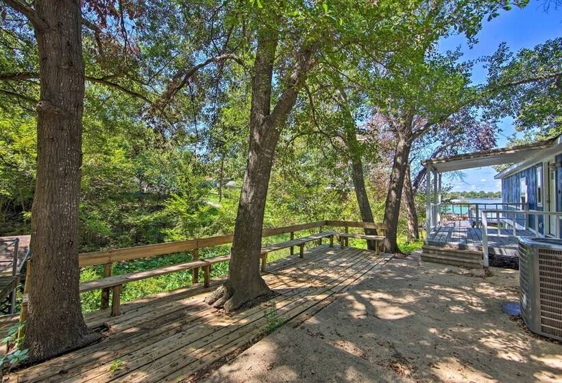 Modern Lakefront Mabank Home W/ Pool Table!