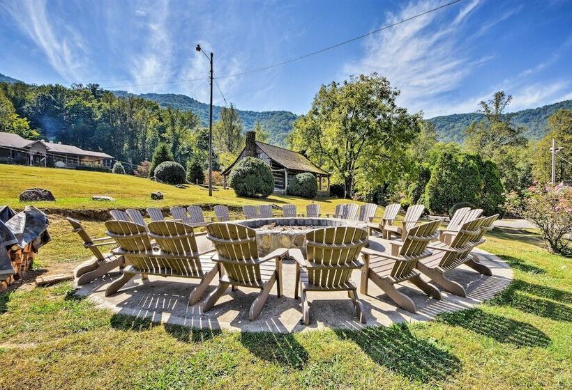 Mountain Cottage W/ Views Near Tail Of The Dragon!