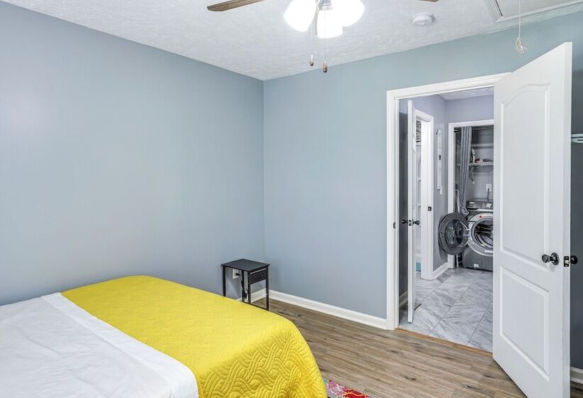 Above Ground Pool & Backyard At Murfreesboro Home!