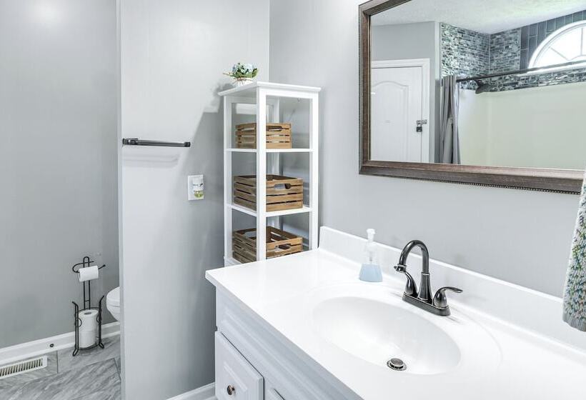 Above Ground Pool & Backyard At Murfreesboro Home!