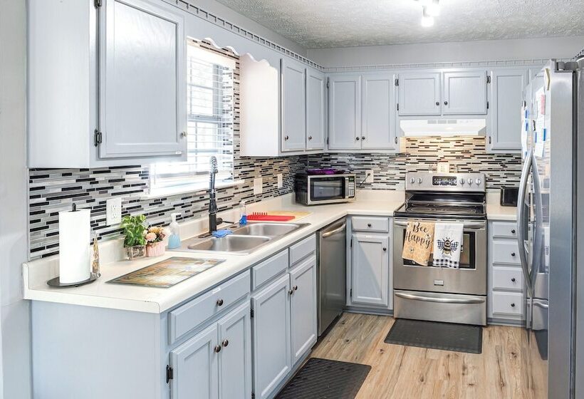 Above Ground Pool & Backyard At Murfreesboro Home!