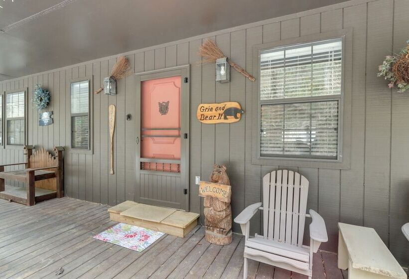 Nantahala Lake Family Home W/ Private Dock & Views