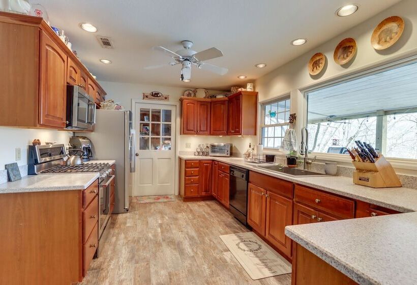 Nantahala Lake Family Home W/ Private Dock & Views