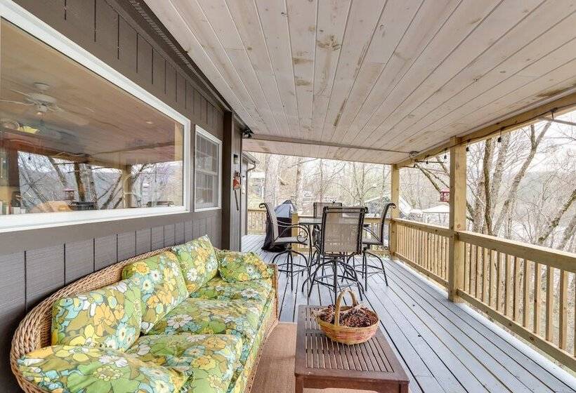 Nantahala Lake Family Home W/ Private Dock & Views