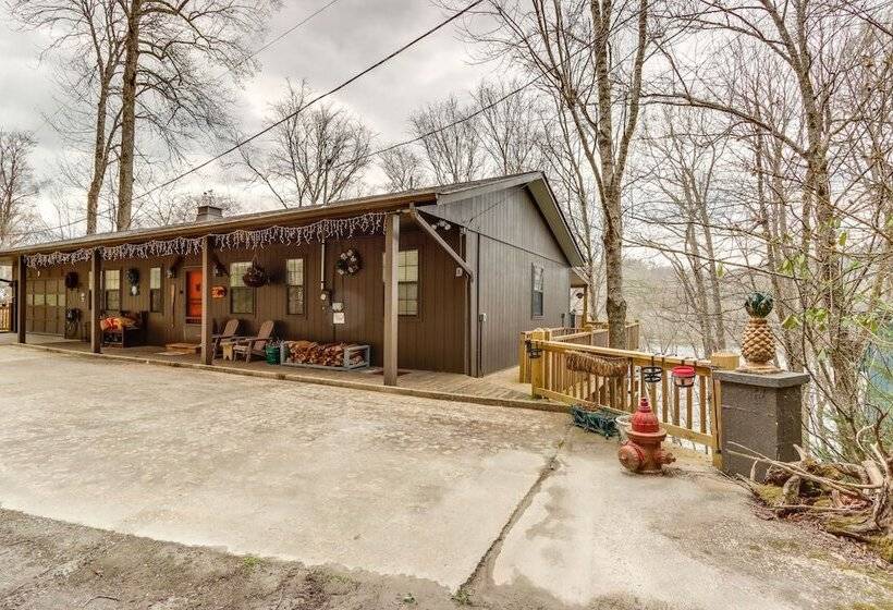 Nantahala Lake Family Home W/ Private Dock & Views