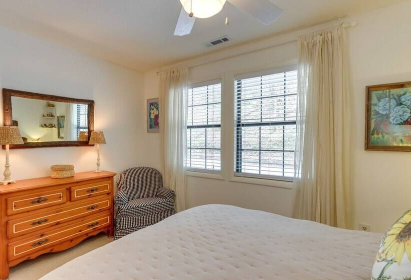 Nantahala Lake Family Home W/ Private Dock & Views