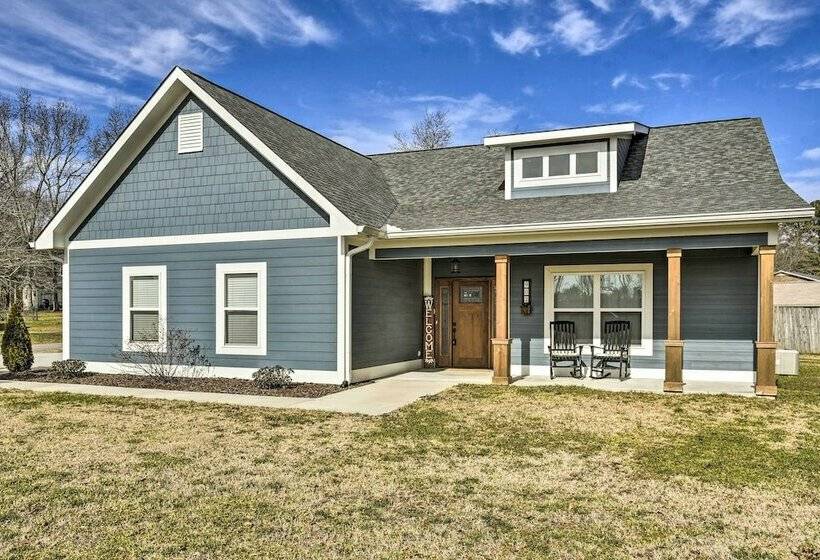 Newly Built Arab Abode Near Guntersville Lake