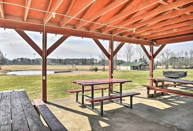 Newly Built Arab Abode Near Guntersville Lake