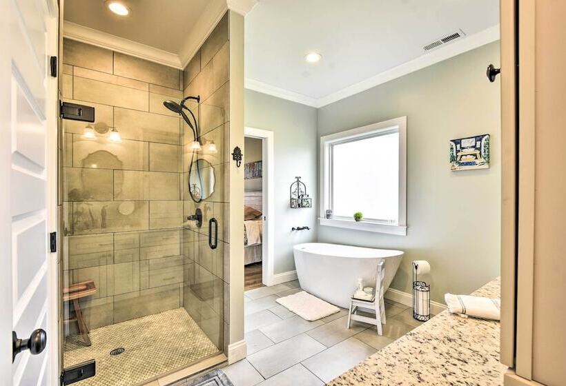 Newly Built Arab Abode Near Guntersville Lake