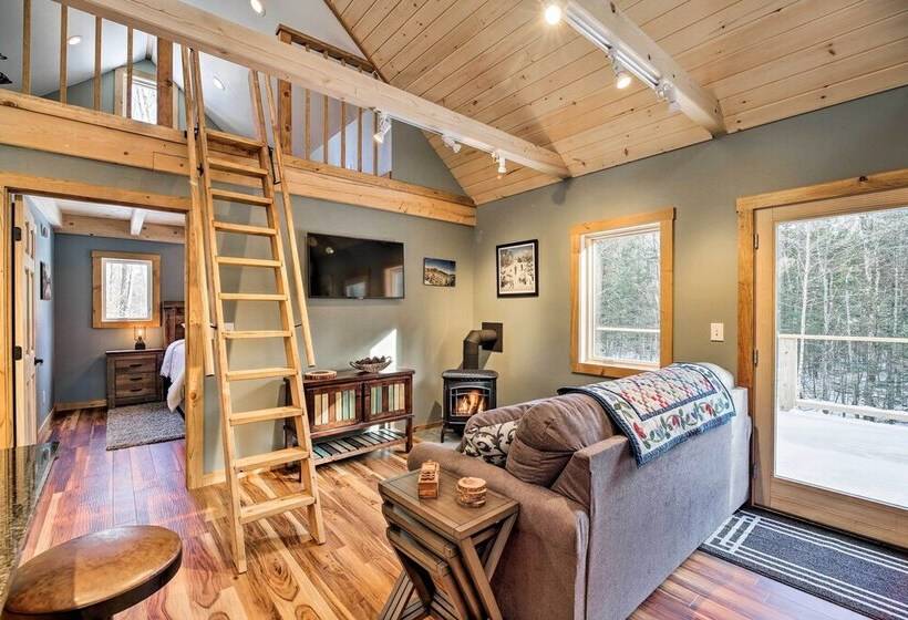 Newly Built Cabin W/ Hot Tub   16 Mi To Stowe Mtn!