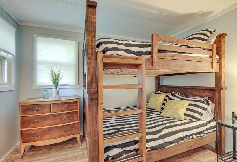 Newly Renovated Phelps Gem: Bike, Hike & Fish