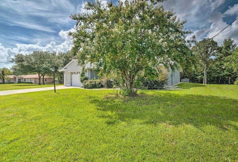 Ocala Home W/ Fireplace + Near Golf Courses!