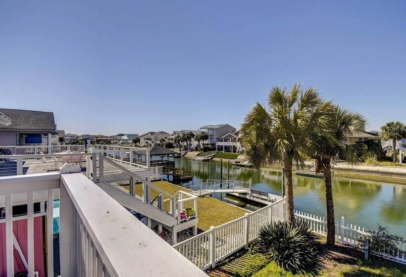 Ocean Isle Beach Home W/ Canal Views!