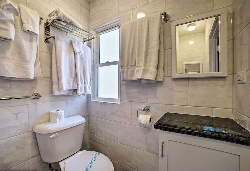 Ocean View Home   Walk To Avalon City Center!