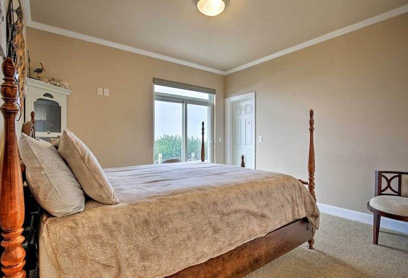 Oceanfront South Beach Home W/hot Tub & Sauna