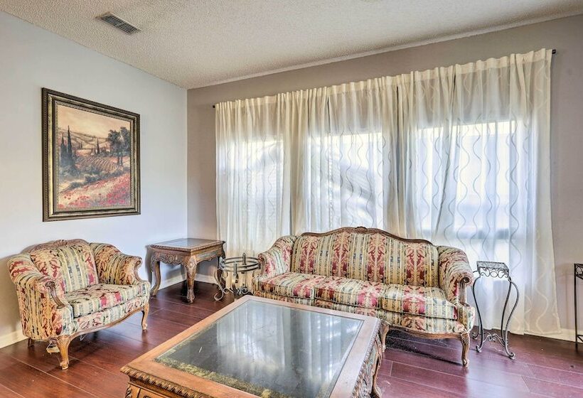 Orlando Home W/ Private Yard + Patio!