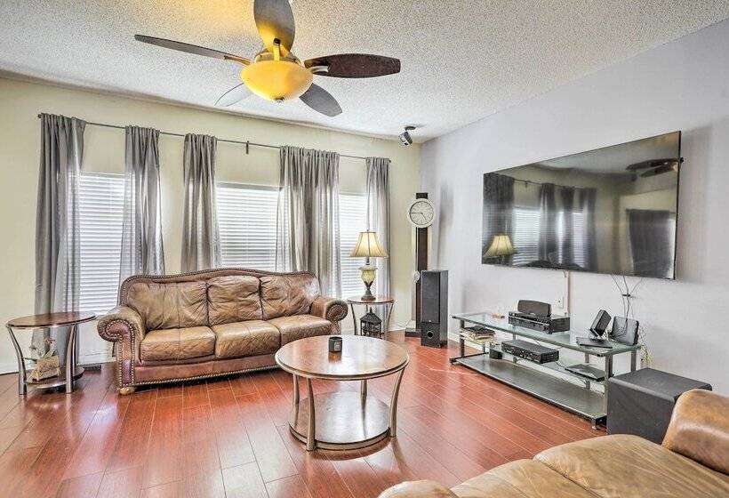 Orlando Home W/ Private Yard + Patio!