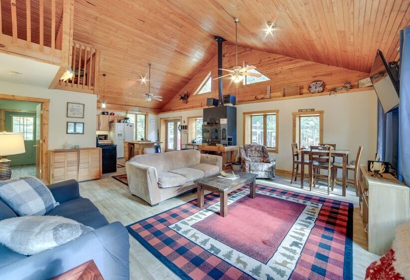 Paradise Cottage: Trail Access Nearby