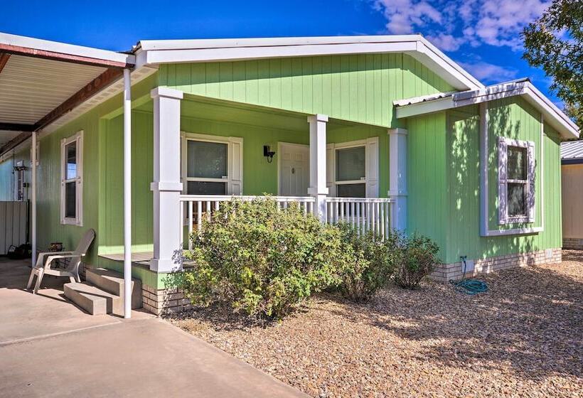 Peaceful Portales Escape W/ Patio & Grill!