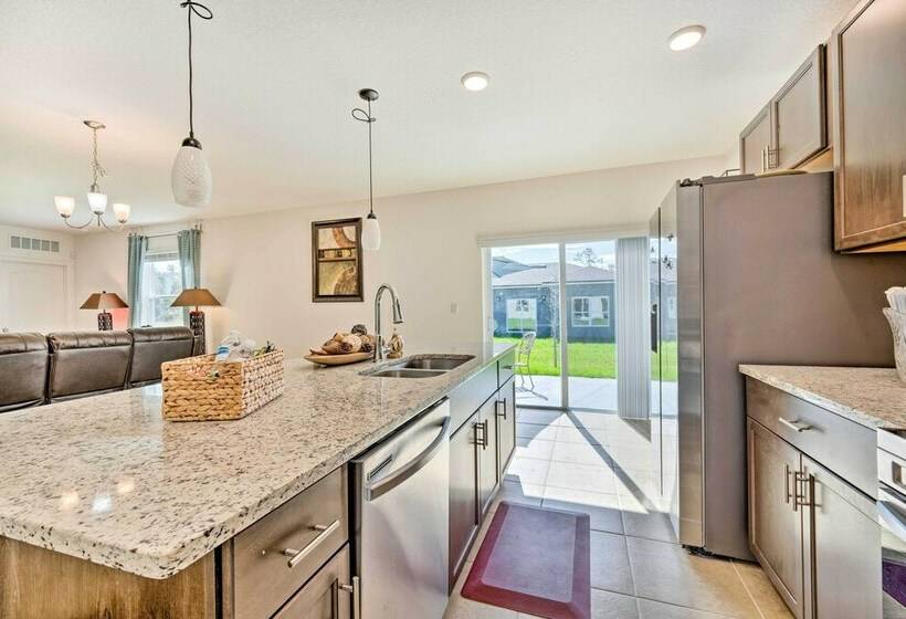 Peaceful Home W/ Patio, 26 Mi To Disney World