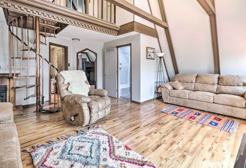 Peaceful Mt Sterling Cabin: Deck & Fire Pit!