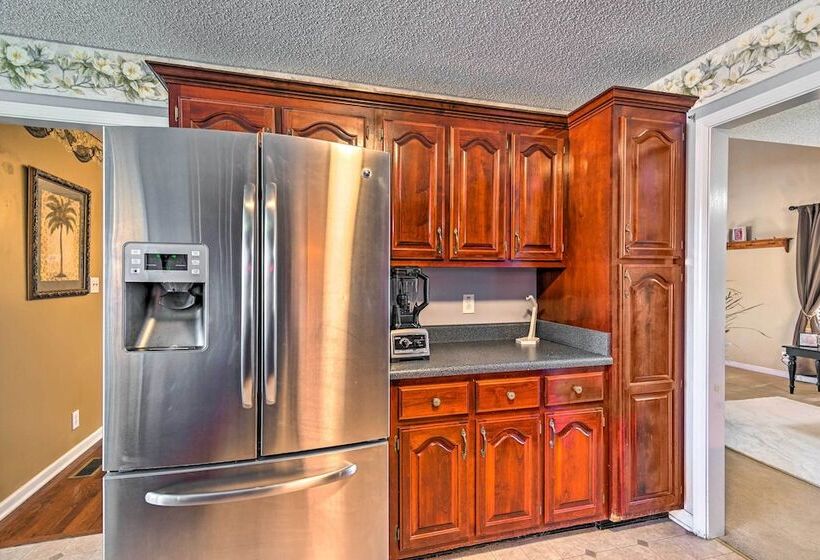 Pet Friendly Clarksville Home W/ Backyard!