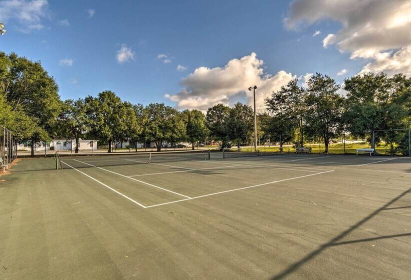 Dog Friendly Home W/ Yard ~ 6 Miles To The Beach!