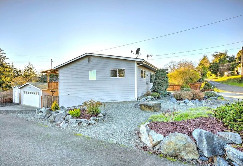 Pet Friendly North Bend Home W/ Bay Views!