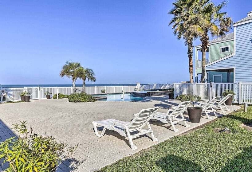 Pet Friendly Port Isabel Home: 5 Mi To Beach!