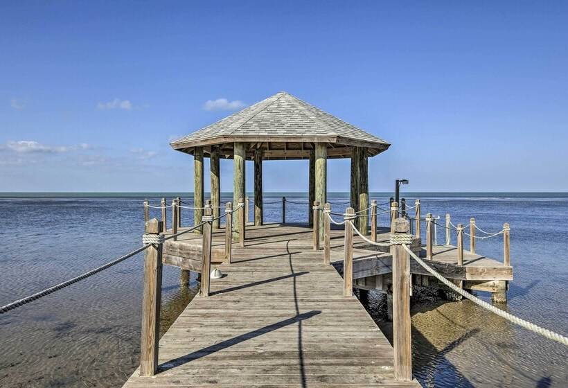 Pet Friendly Port Isabel Home: 5 Mi To Beach!