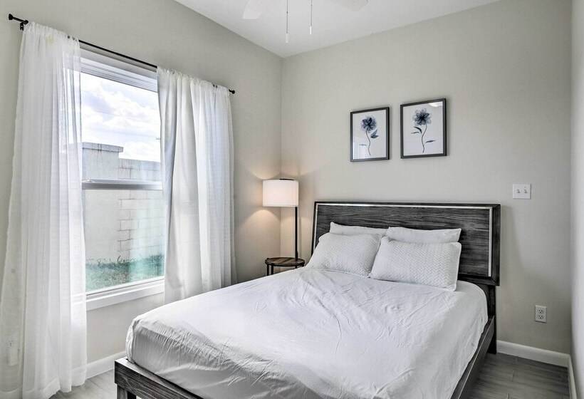 Pet Friendly Port Isabel Home: 5 Mi To Beach!