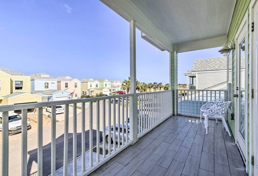 Pet Friendly Port Isabel Home: 5 Mi To Beach!