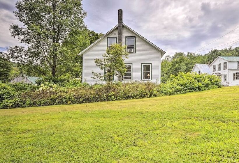 Pet Friendly Roxbury Farmhouse On 350 Acres!
