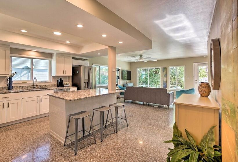 Pet Friendly Waterfront Home   2 Mi To Beach!