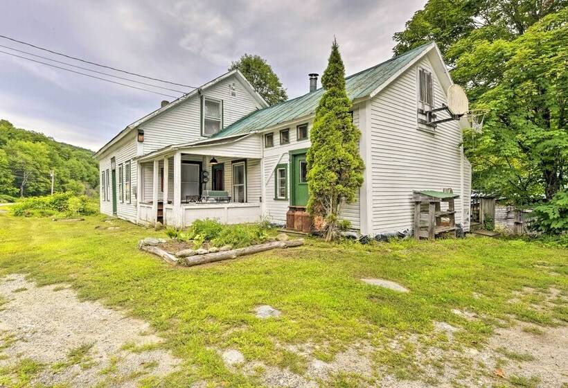 Pet Friendly Roxbury Farmhouse On 350 Acres!