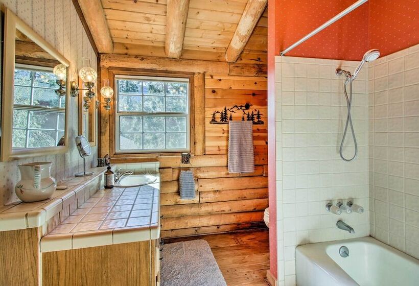 Pine Mountain Club Log Home W/ Deck + Grill!