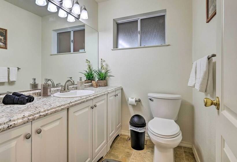 Pine Mountain Lake Home W/ Decks, Golf Course View