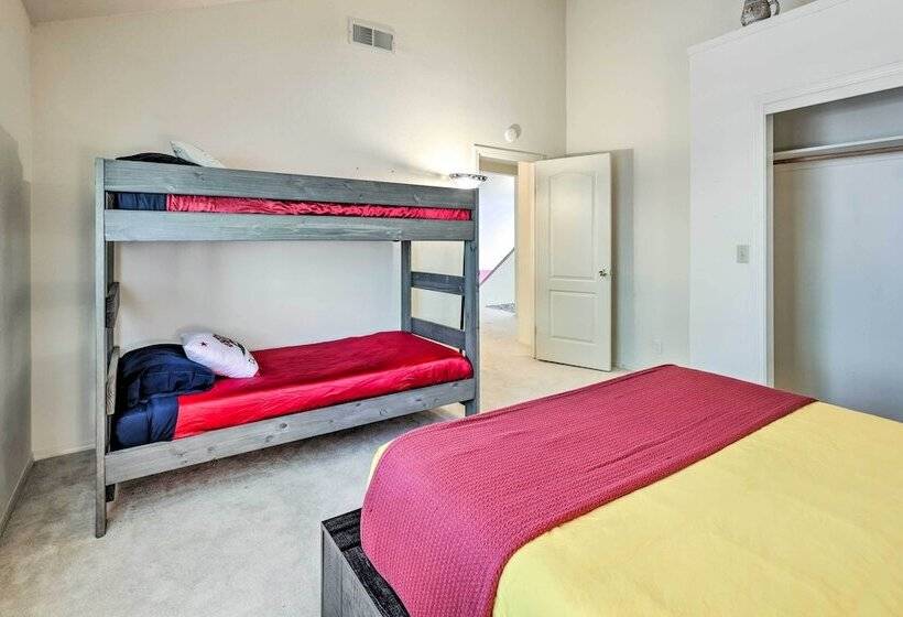 Pine Mountain Lake Home W/ Decks, Golf Course View