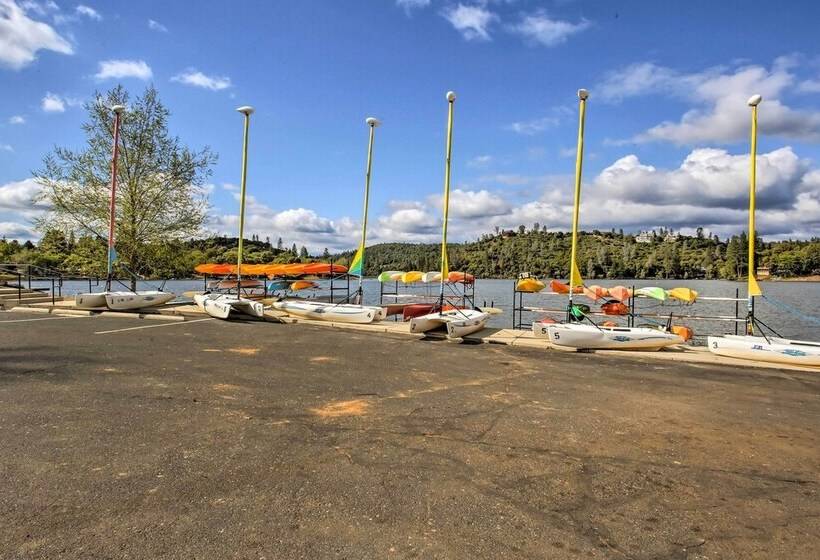 Pine Mountain Lake Home W/ Decks, Golf Course View