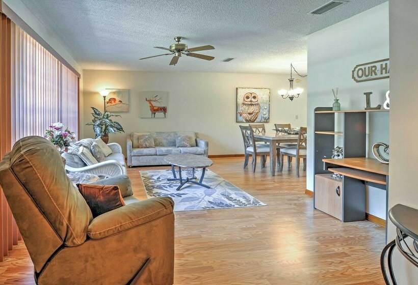 Pristine Spring Hill House W/ Private Pool & Lanai