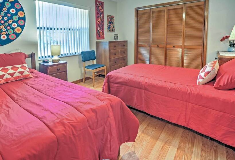 Pristine Spring Hill House W/ Private Pool & Lanai