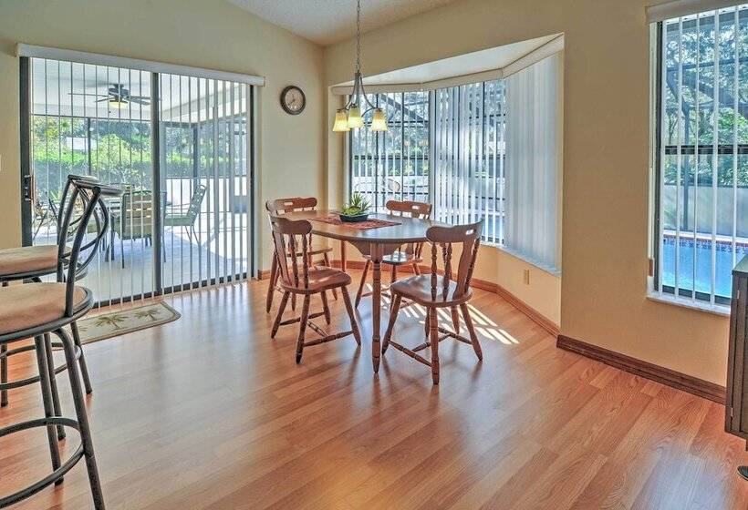 Pristine Spring Hill House W/ Private Pool & Lanai