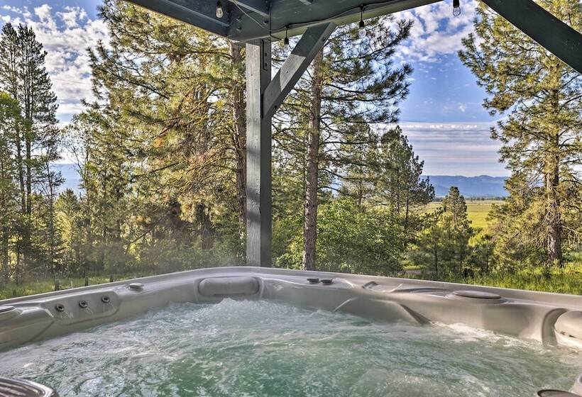 Private Cascade Cabin With Hot Tub & Fire Pit!
