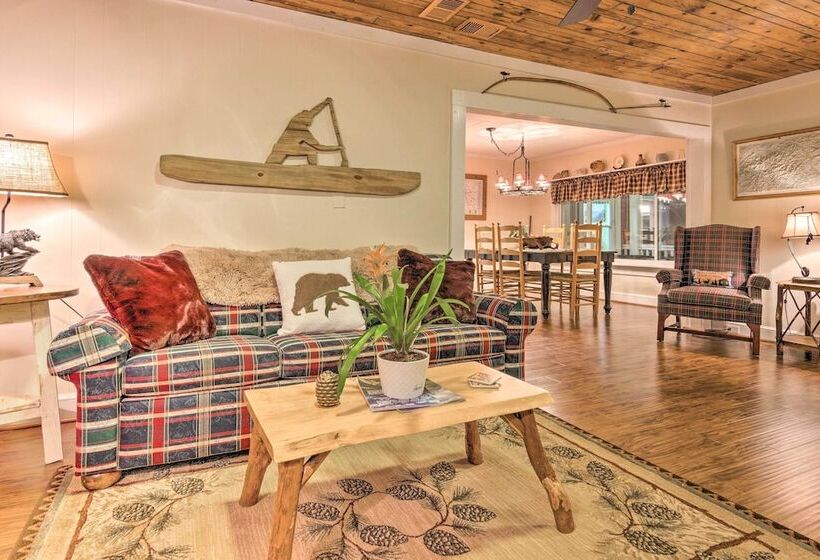 Mtn Views + Fire Pit: Serene Chimney Rock Abode