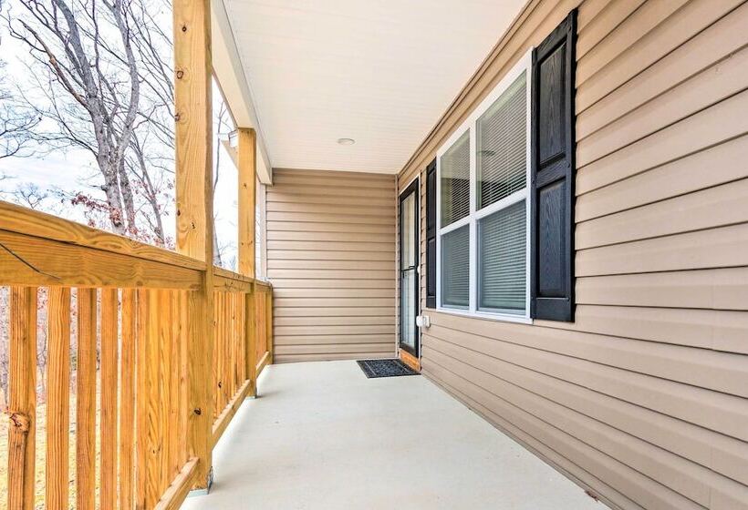 Private Mountain Home Near Shenandoah River!