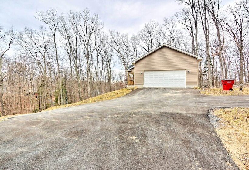 Private Mountain Home Near Shenandoah River!