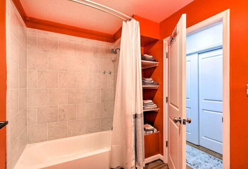 Private Mountain Home Near Shenandoah River!