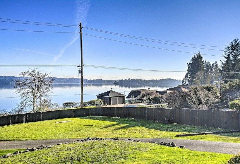 Puget Sound Cabin With Hot Tub And Water Views!