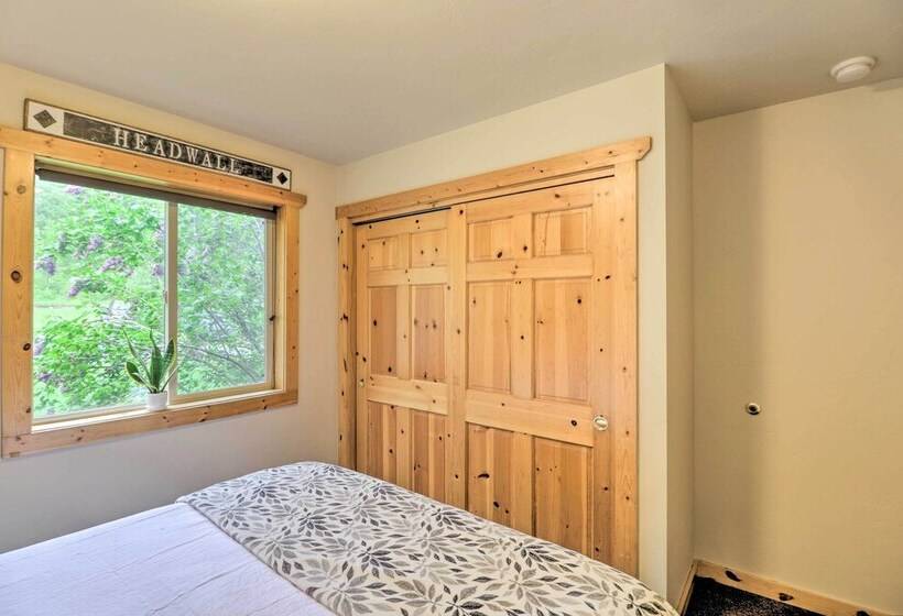 Quiet + Elegant Whitefish Home W/ Hot Tub